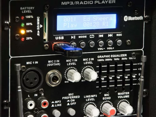 Thunder ACCU-12 (12") 600W akkumulátoros hordozható hangfal (2xMik + MP3 + TWS Bluetooth + FM)