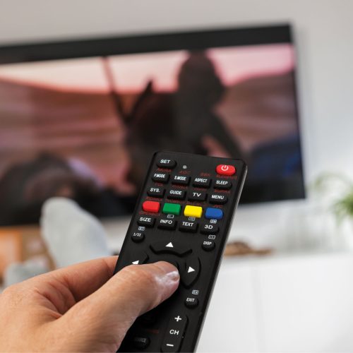 Delight 39680 Univerzális TV távirányító - 250+ típushoz - fekete - 2 x AAA