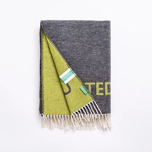 Benetton BE-0482 takaró pléd, 140x190 cm 60%pamut, 40% akril