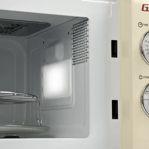 Girmi FM21 Mikrohullámú sütő krém színben, 20 literes, 30 perces időzítővel, 1150 W (teljesítmény), 800 W (grillteljesítmény)