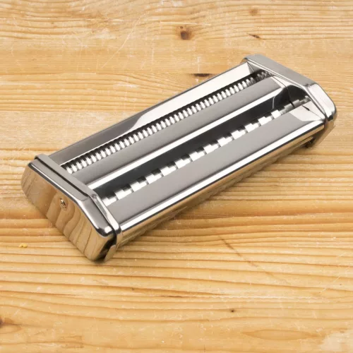 G3 Ferrari G20121 elektromos tésztakészítő, 90W, 9 féle tésztavastagság, 5 féle tésztaforma, 2 sebesség fokozat