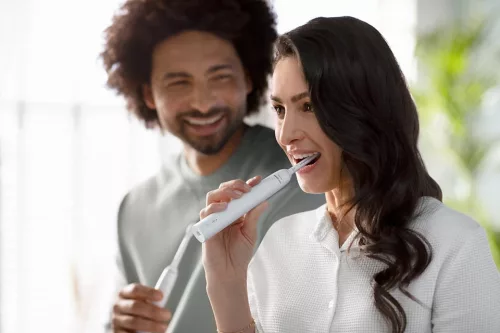 Philips Sonicare 3100 series Szónikus elektromos fogkefe, HX3673/13
