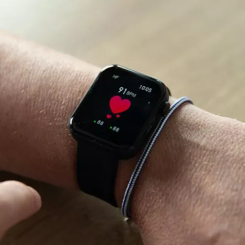 Kendox LifeTracker többfunkciós okosóra Irányértéket ad pulzusáról, vérnyomásáról, véroxigénszintjéről és testhőmérsékletéről!, M37102