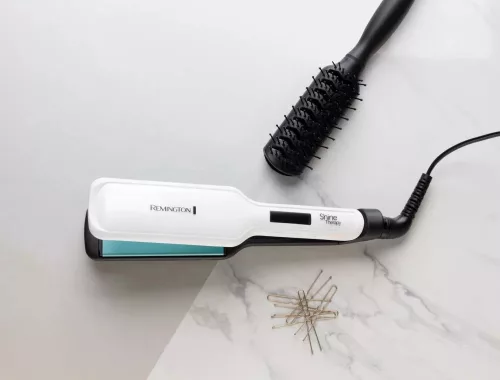 Remington S8550 Shine Therapy széles lapos hajsimító